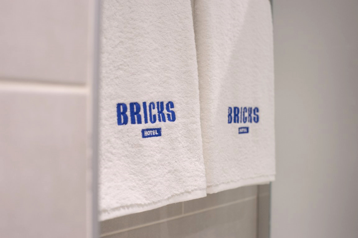Отель Bricks
