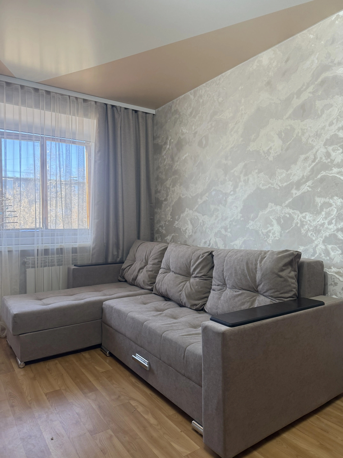 Квартира 2-комнатная в Ленинском районе рядом с метро Заречная