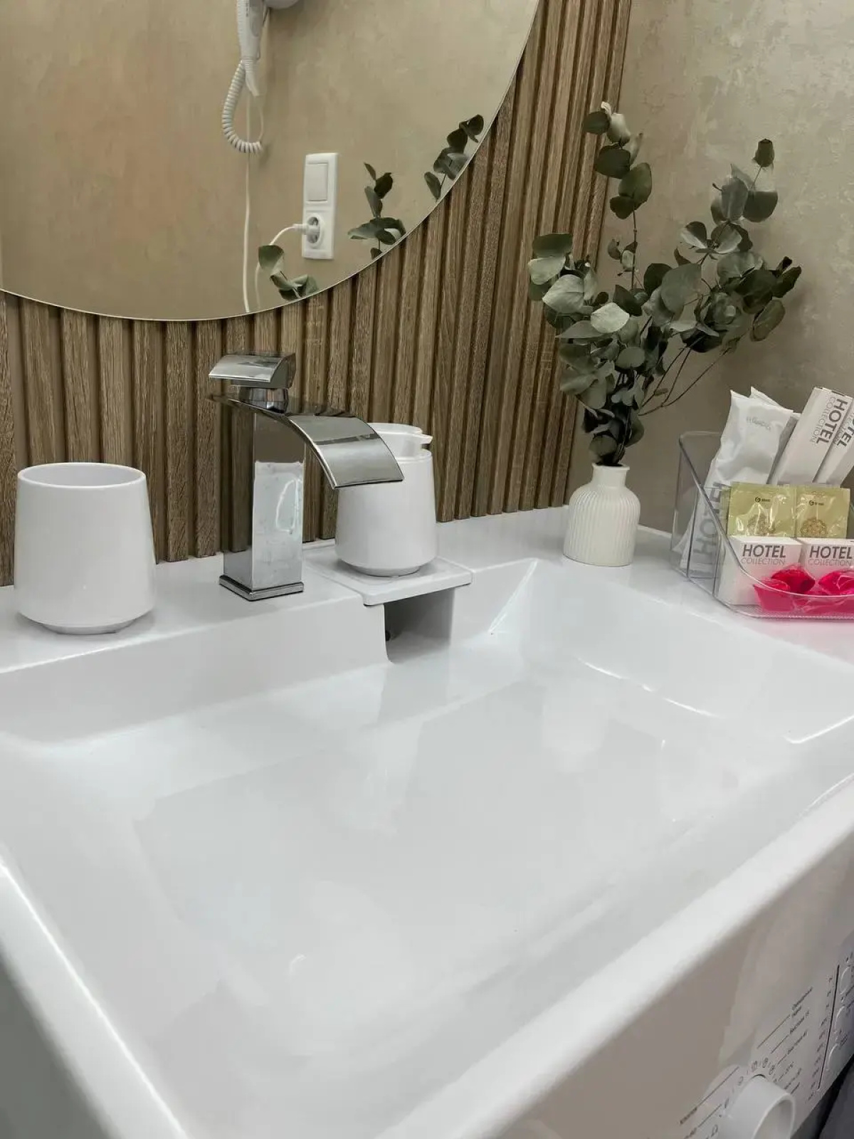Квартира HelenRooms – уютная квартира на Набережной