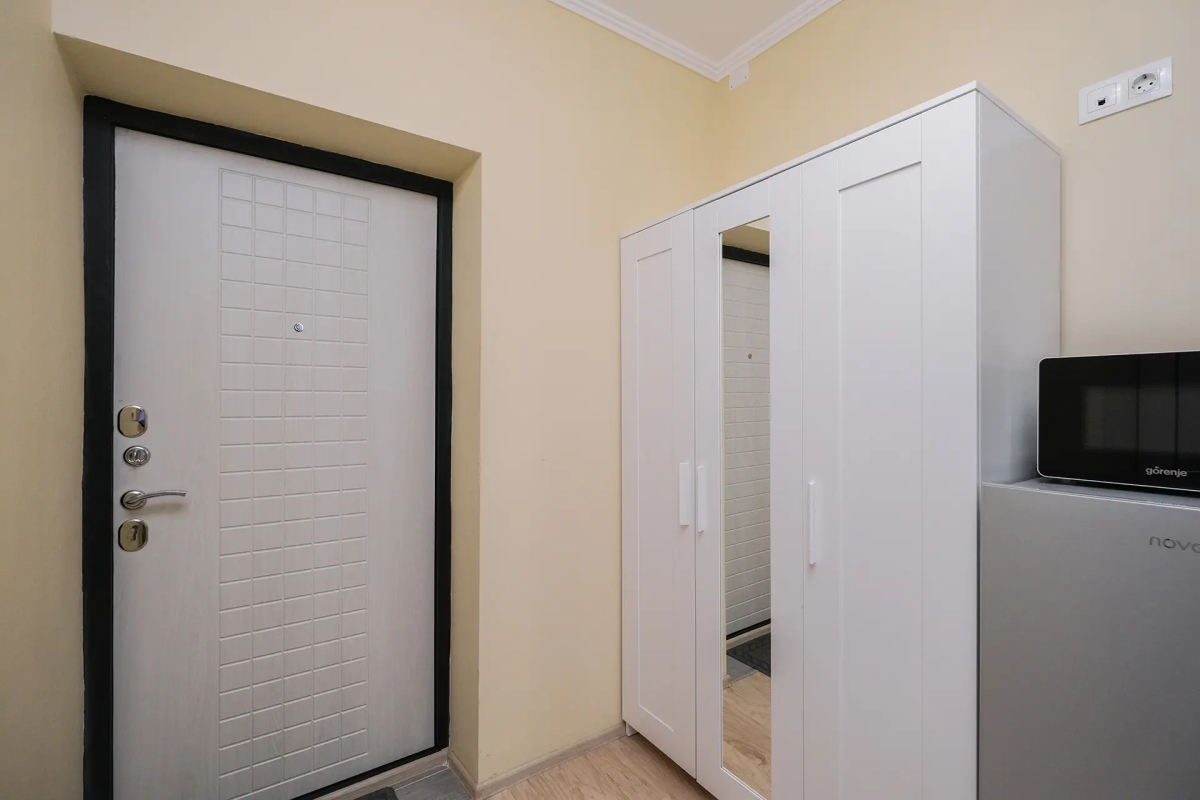 Апартаменты Домант Романова 60