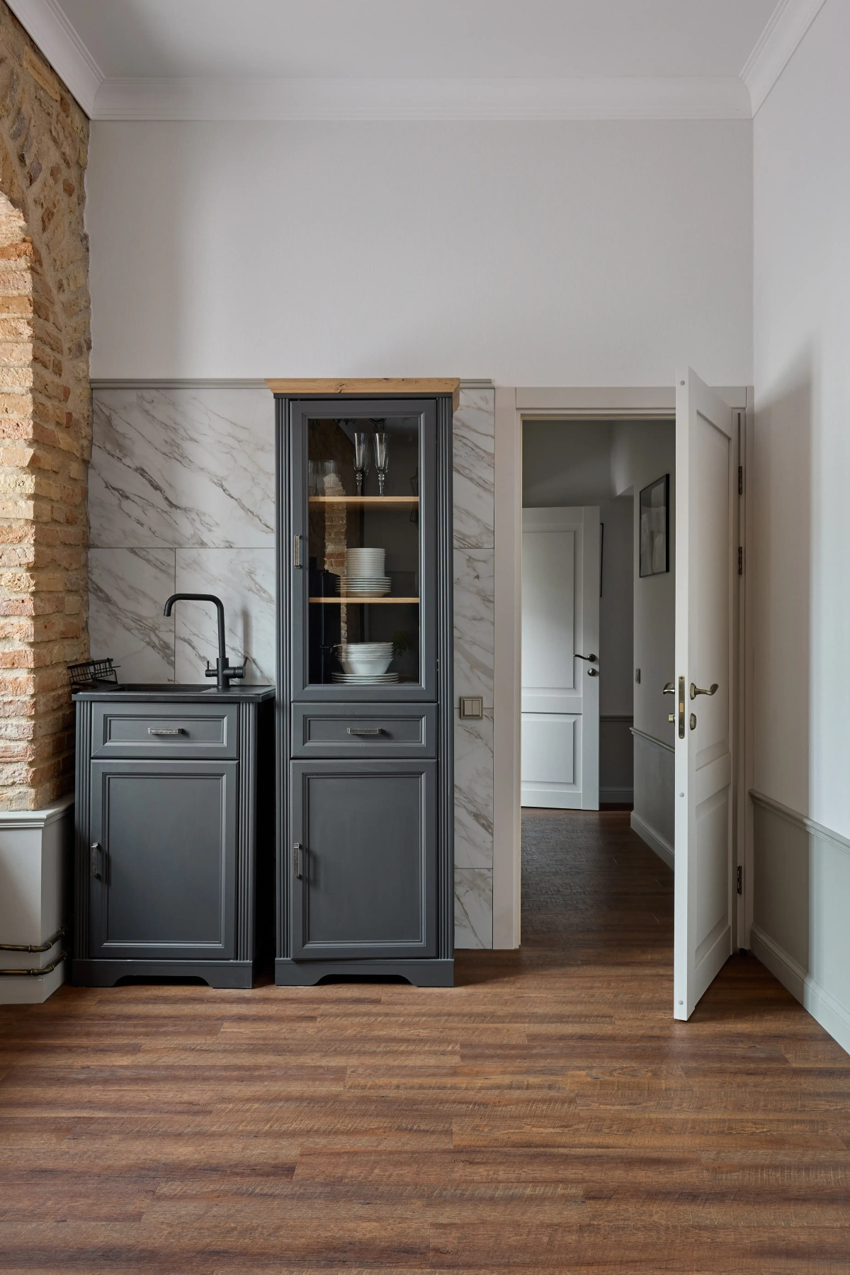 Мебелированные комнаты с Собственными Санузлами на Центральной Пешеходной Улице