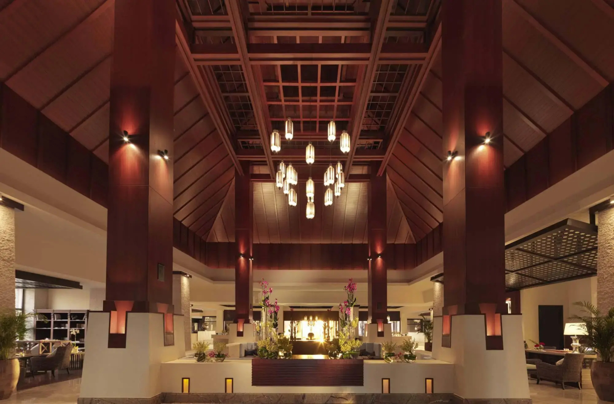 Курортный отель Anantara The Palm Dubai Resort