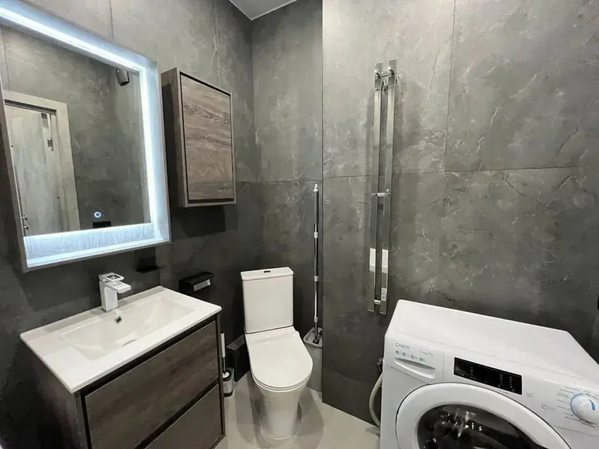 Квартира Дизайнерская Студия Люкс