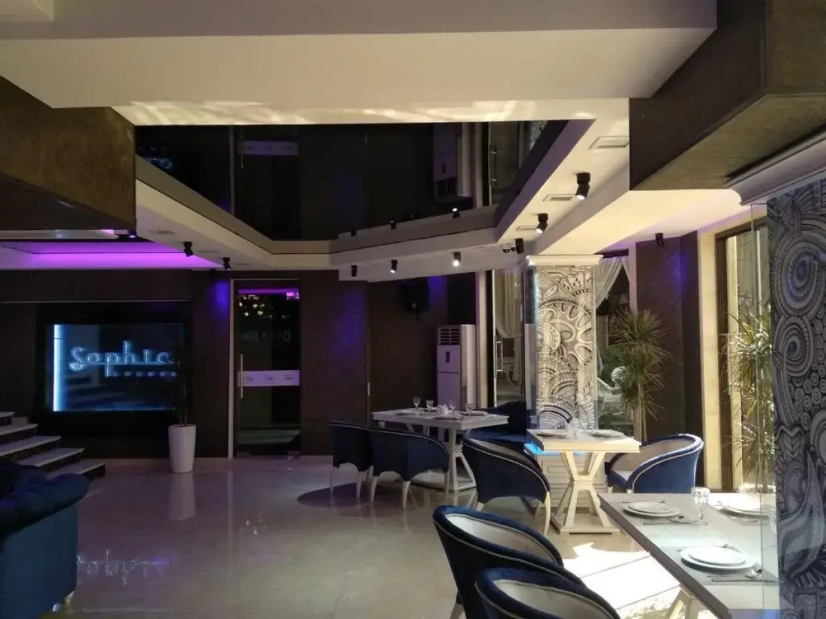 Отель Dilimah Premium Luxury