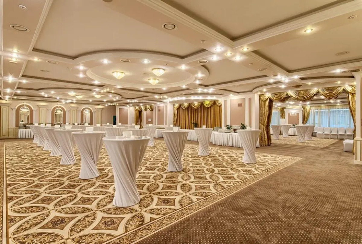 Отель Президент