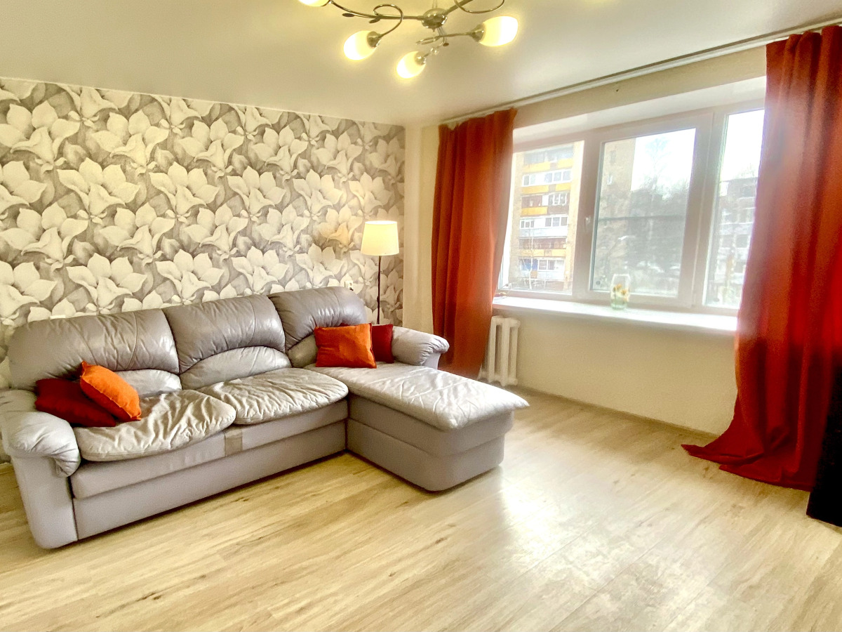 Квартира Просторная квартира близь центра и набережной Закат на озере