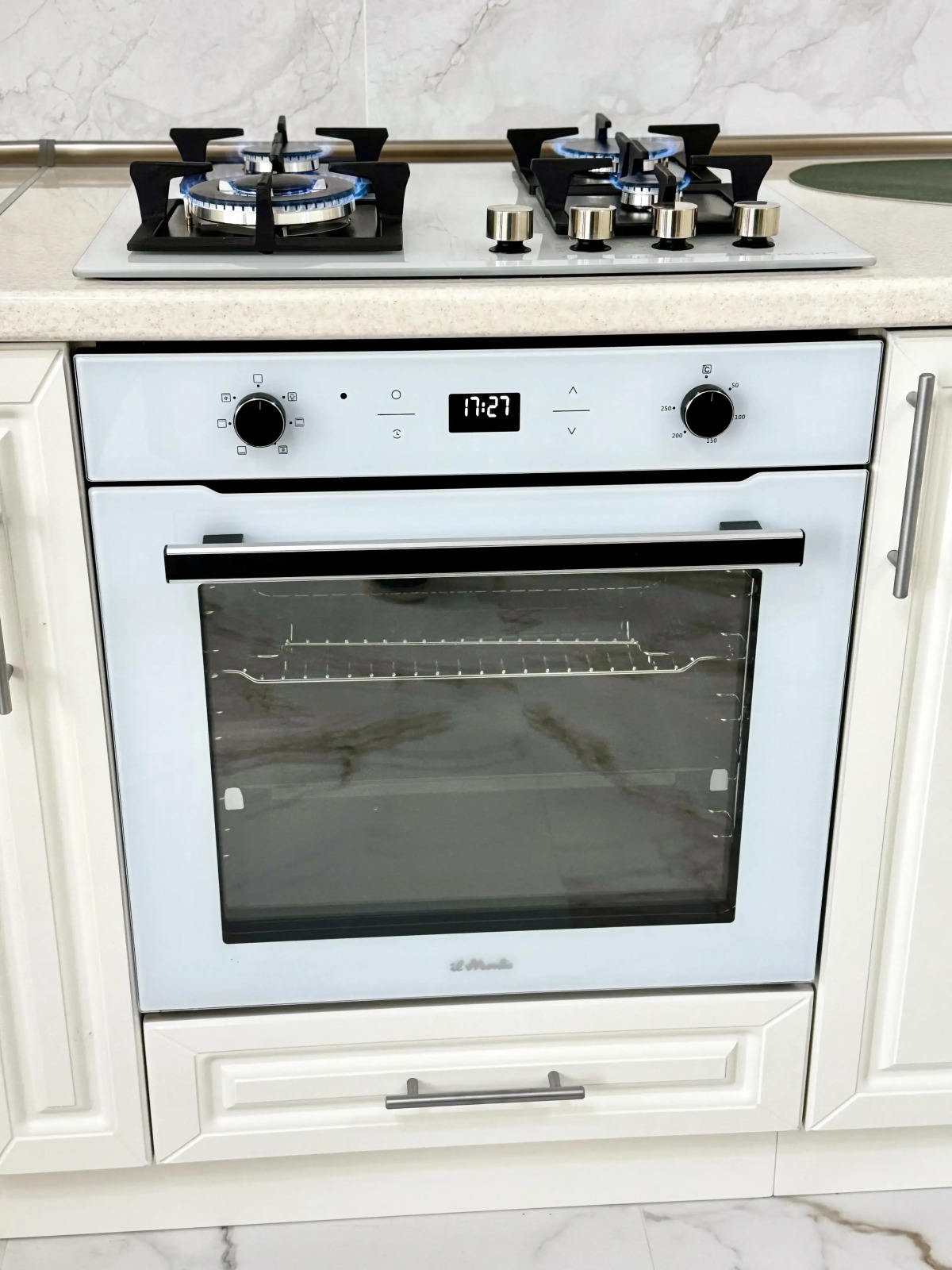 Квартира Двухкомнатный Люкс у Парка в Центре