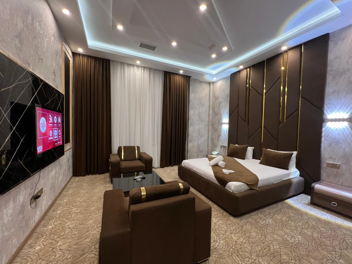 Отель Royal Mansion