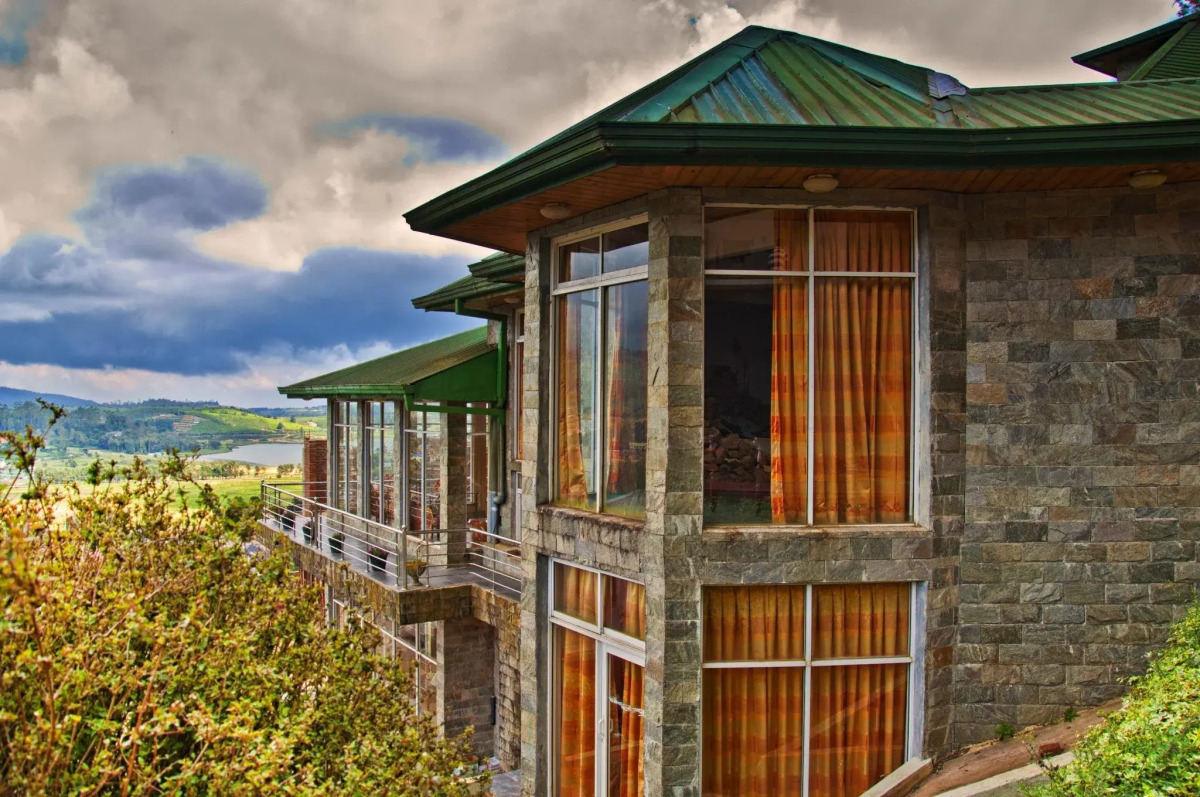 Отель Oak Ray Summer Hill Breeze