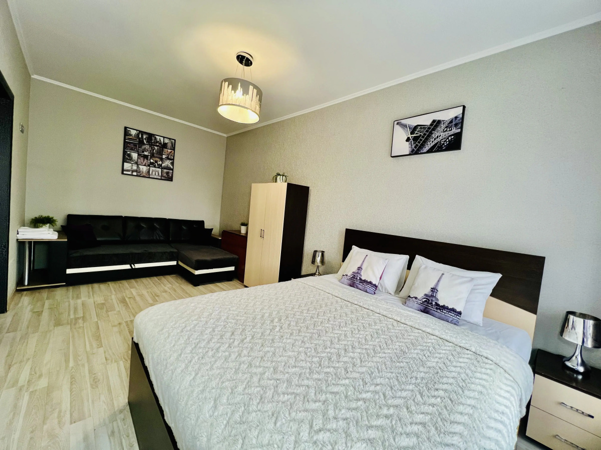 Квартира на площади Горького 4