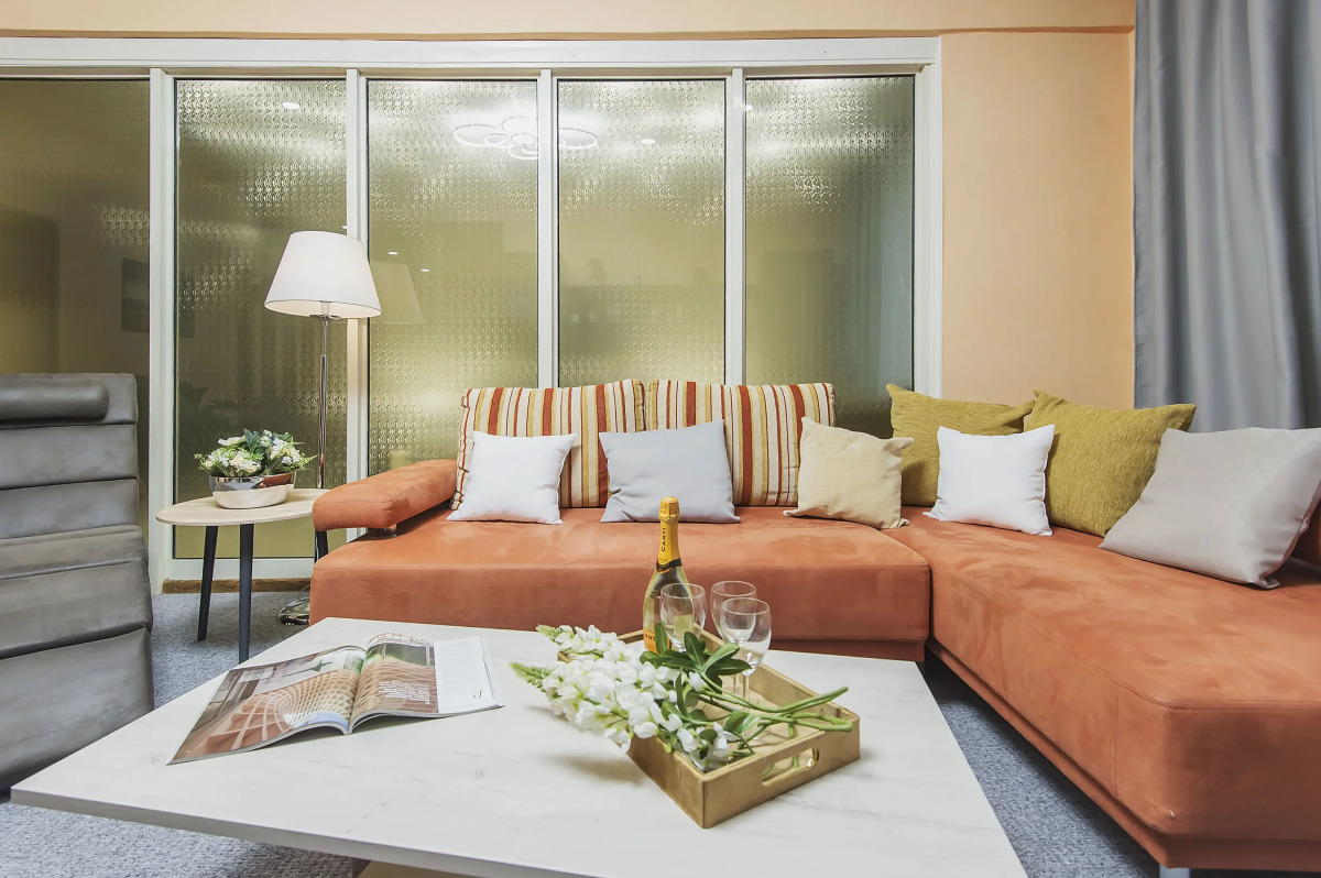 Квартира GM Apartments Стильная Трехкомнатная в центре рядом с МХАТ