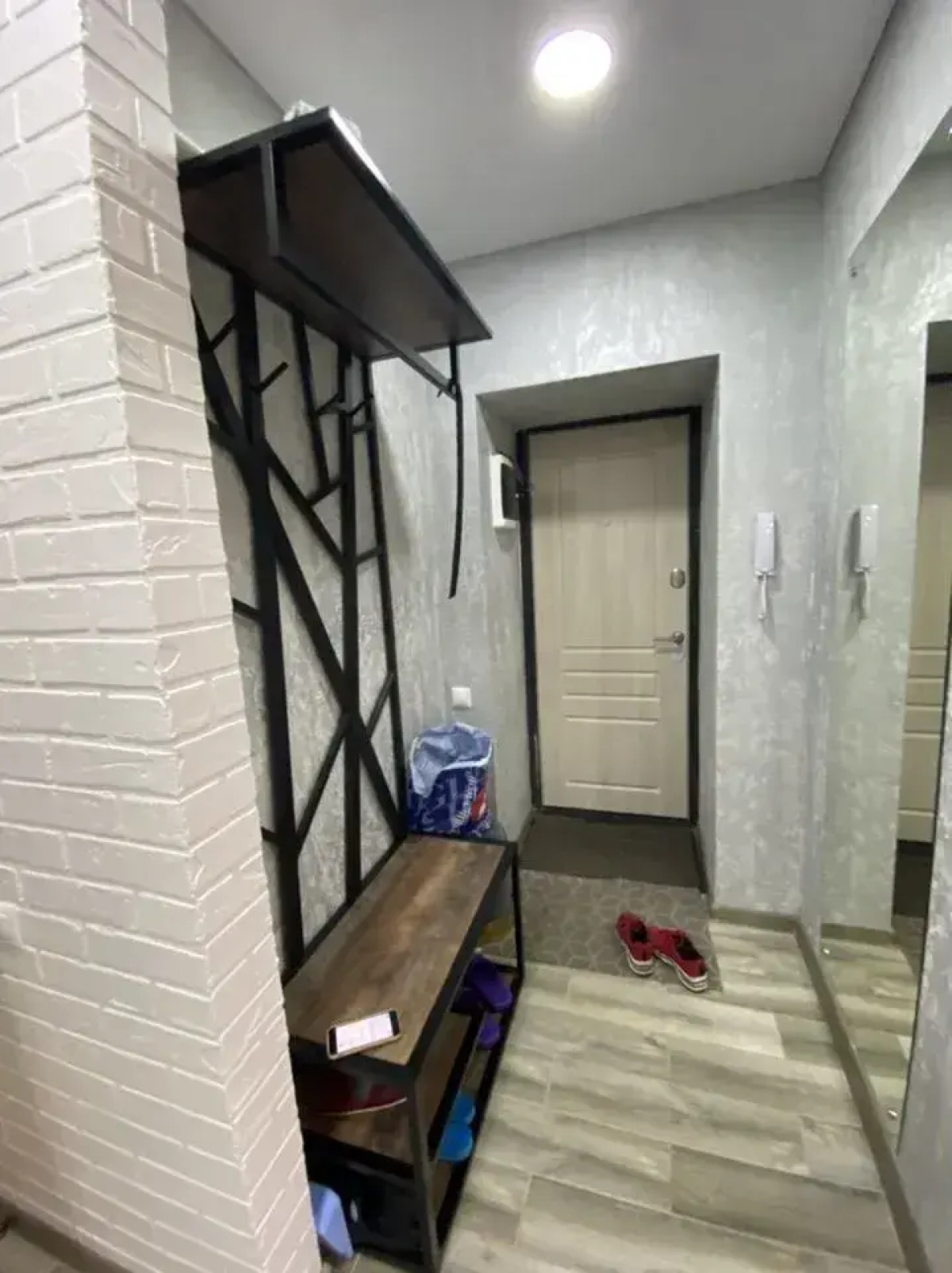 Квартира четырехкомнатная на Цюрупы, 84