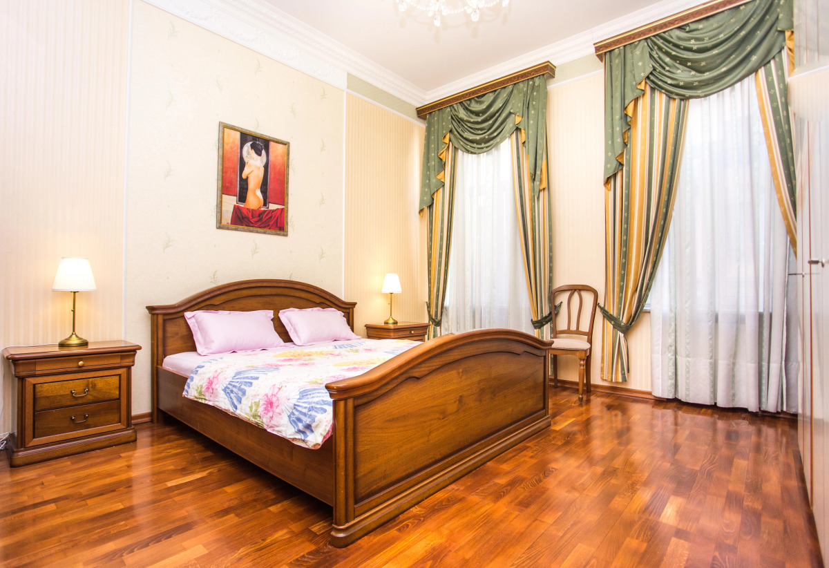 Апартаменты 3 комнатная квартира рядом с Исаакиевским собором и Невским проспектом