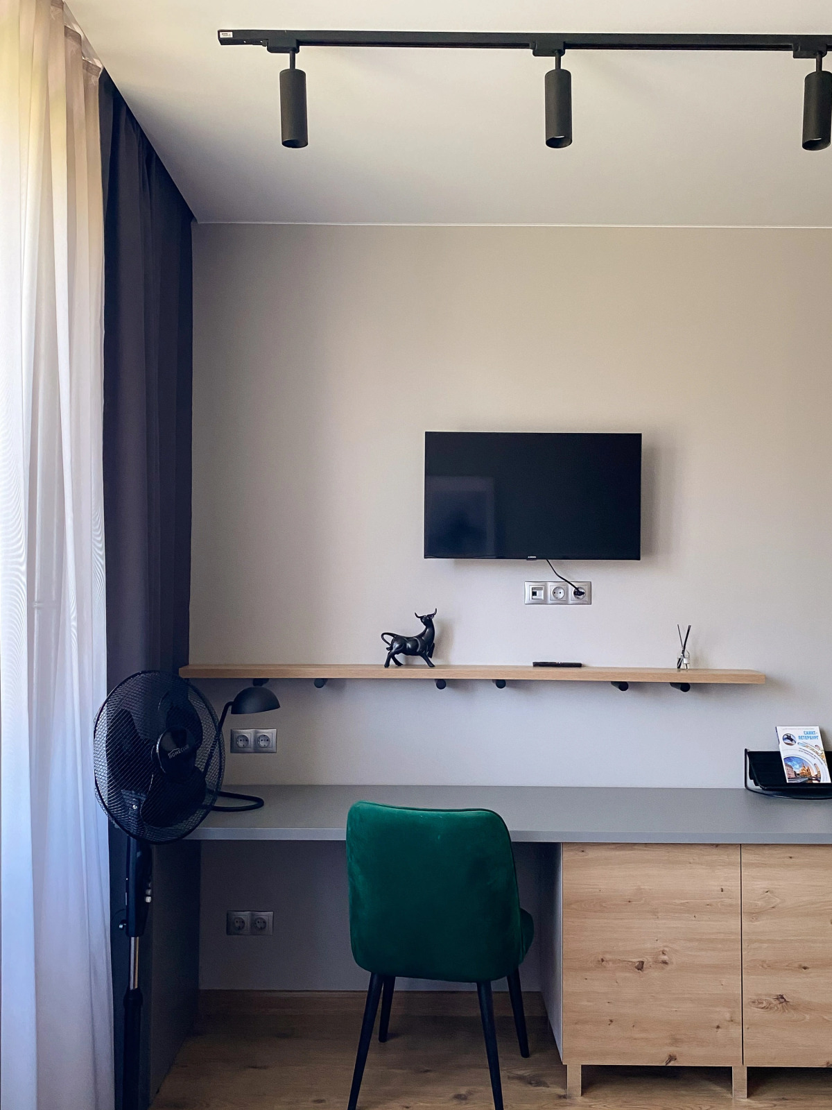 Квартира Kvartirika Stеel Grеy у метро Автово