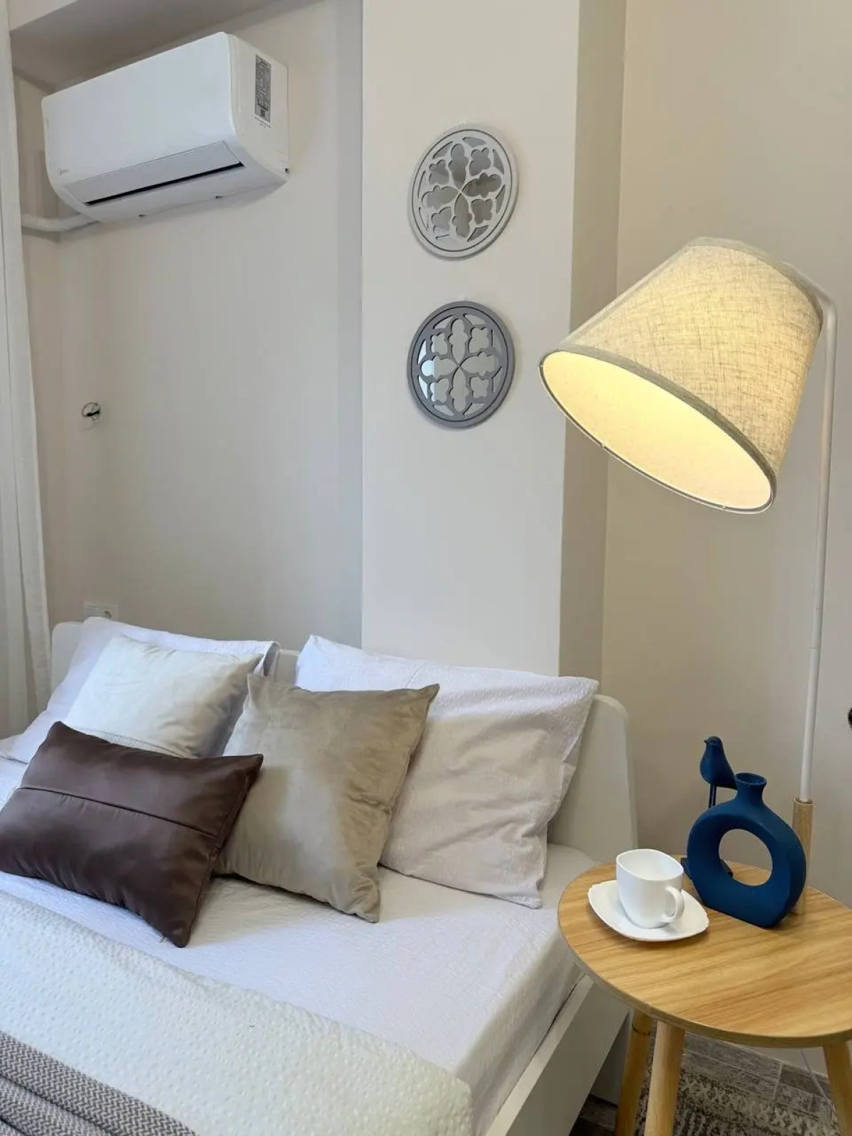 Квартира Комфортная Студия возле Моря на цокольном этаже