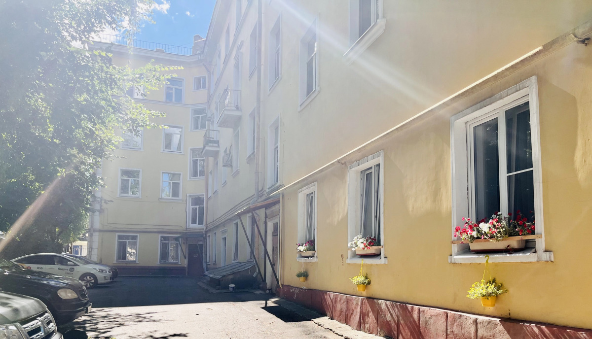 Квартира Ботаника в историческом центре от Wonderapart