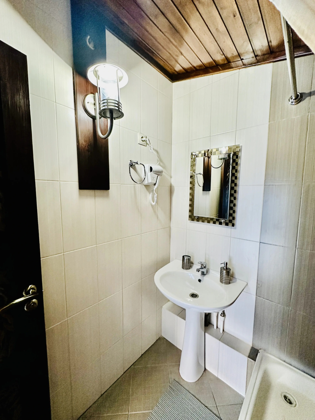 Квартира на Аланской, 25 "Пентхаус"