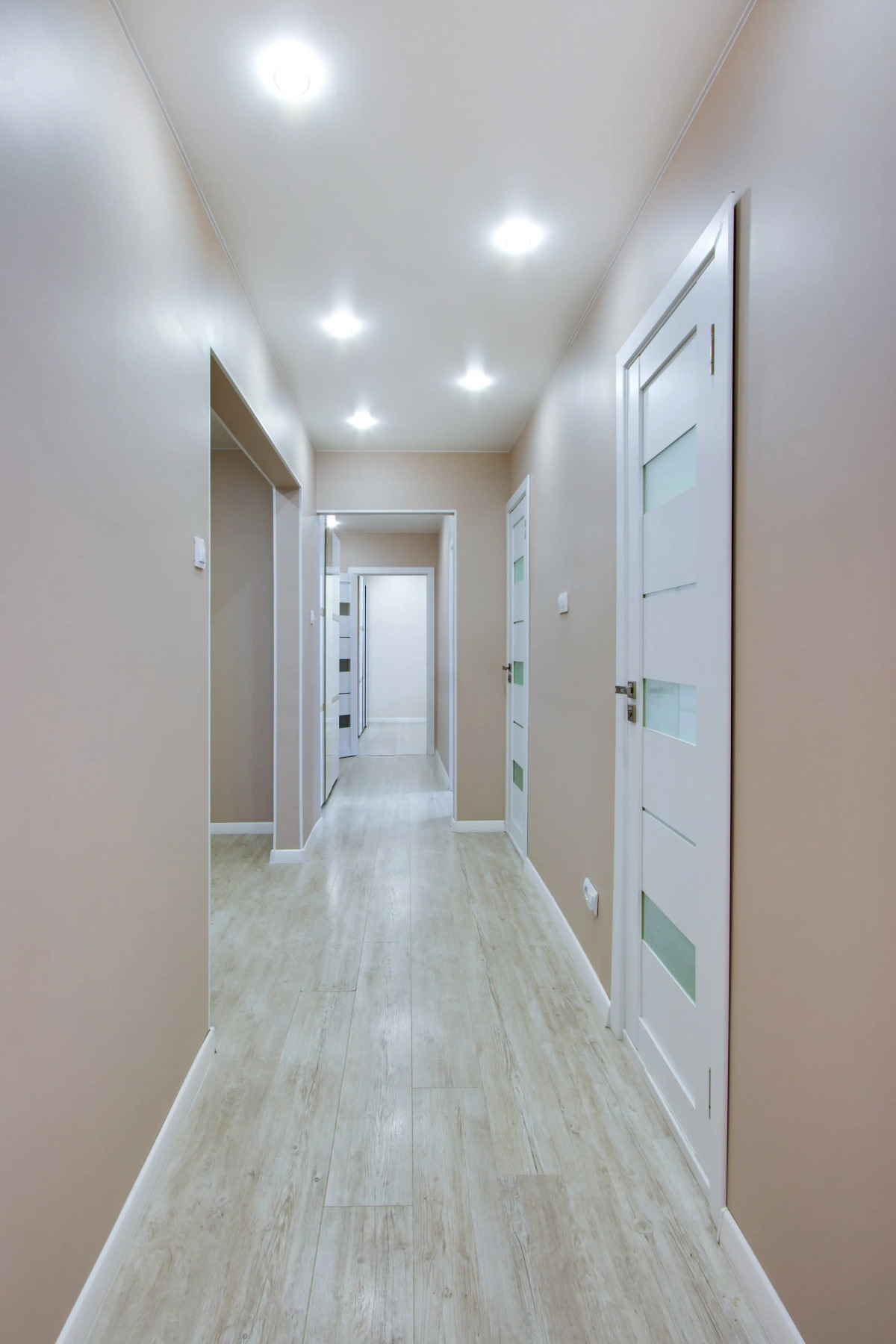 Апартаменты Трёхкомнатные в центре города по Ленинградской 2