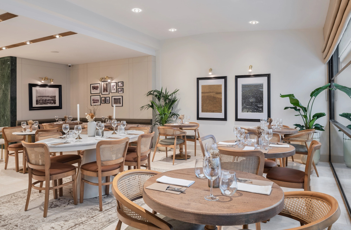 Отель Delita City