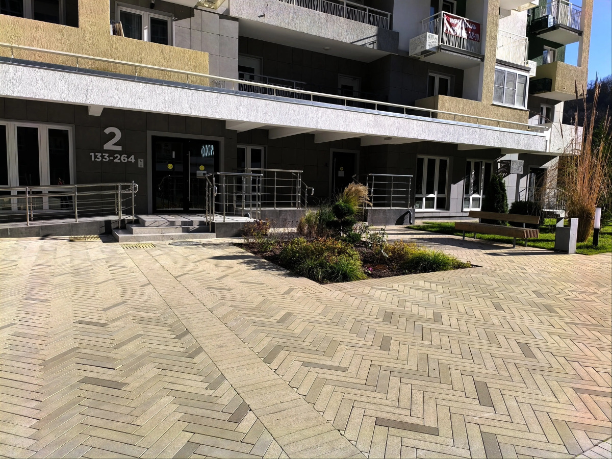 Квартира в ЖК Флора г Сочи ул Искры д 66/9 корпус 1