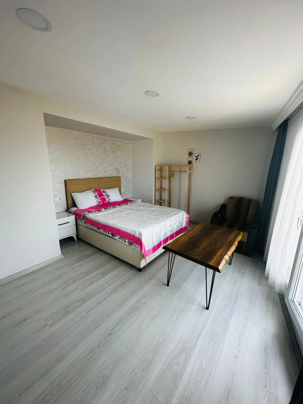 Отель Airport Black Sea Hotel & Restaurant