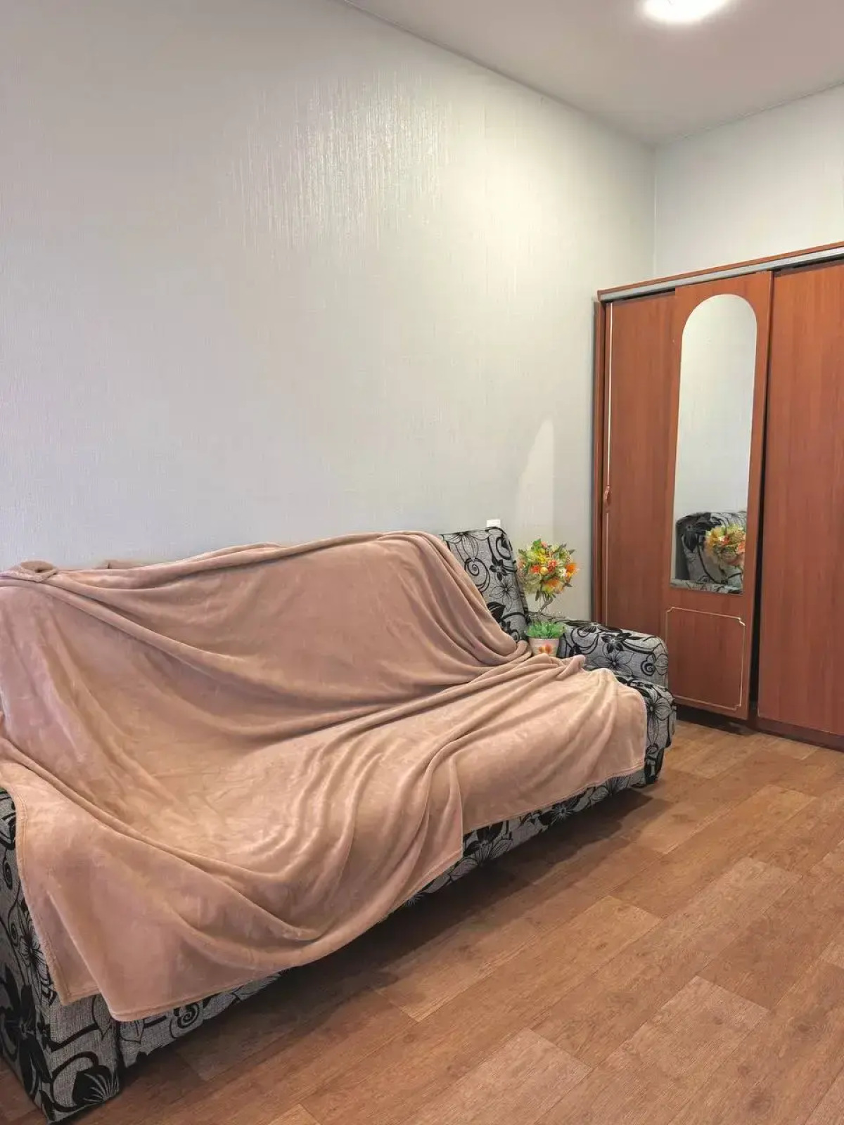 Апартаменты Двухкомнатные Володарского 17, 6 этаж