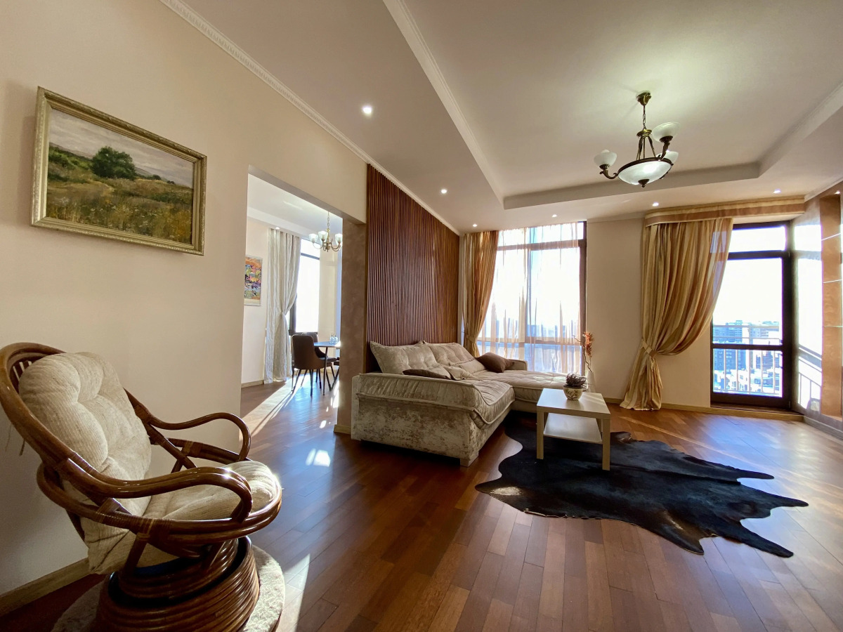 Апартаменты 2-к Элитные апартаменты с видом на Кремль