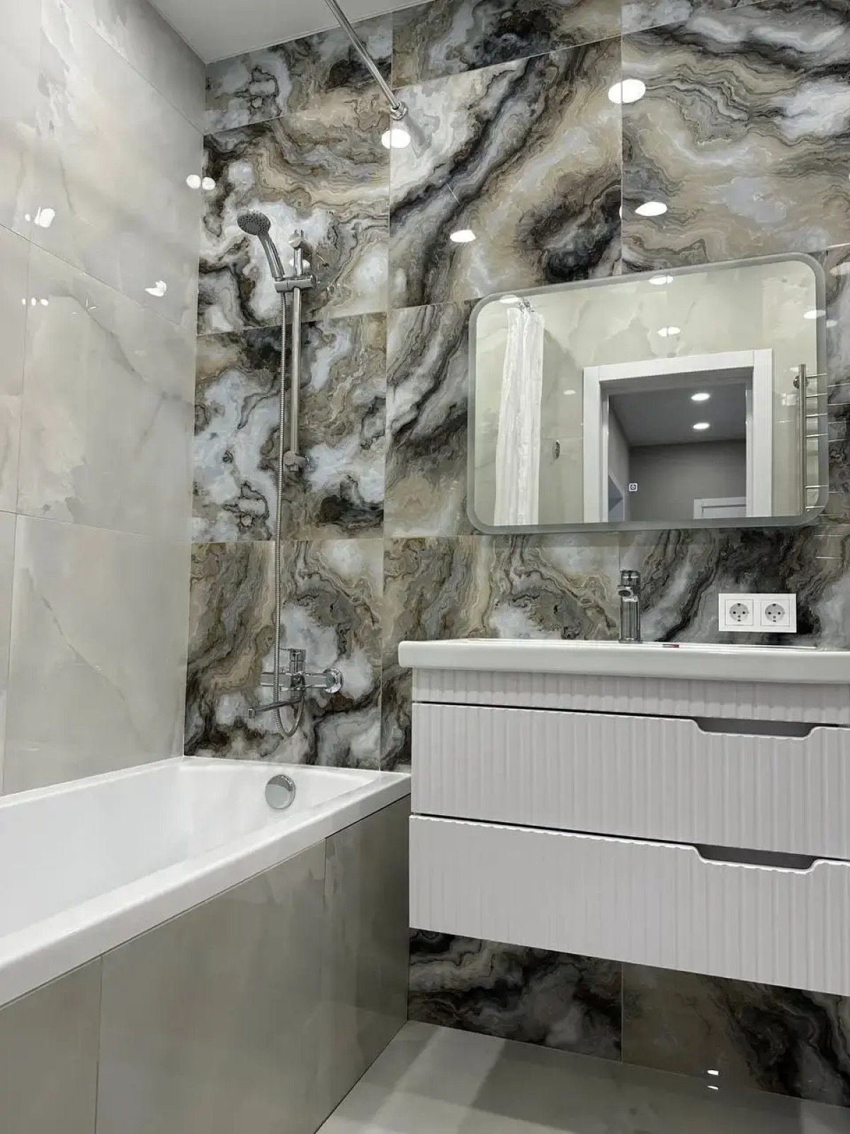 Квартира Просторная в Центре Уфы, 55 м2