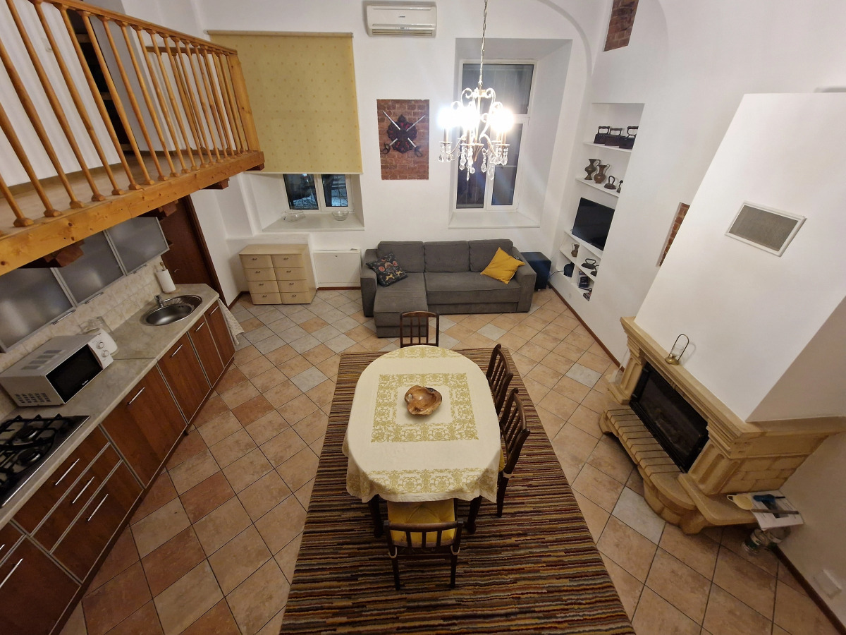 Апартаменты с камином на Чайковского 2/7