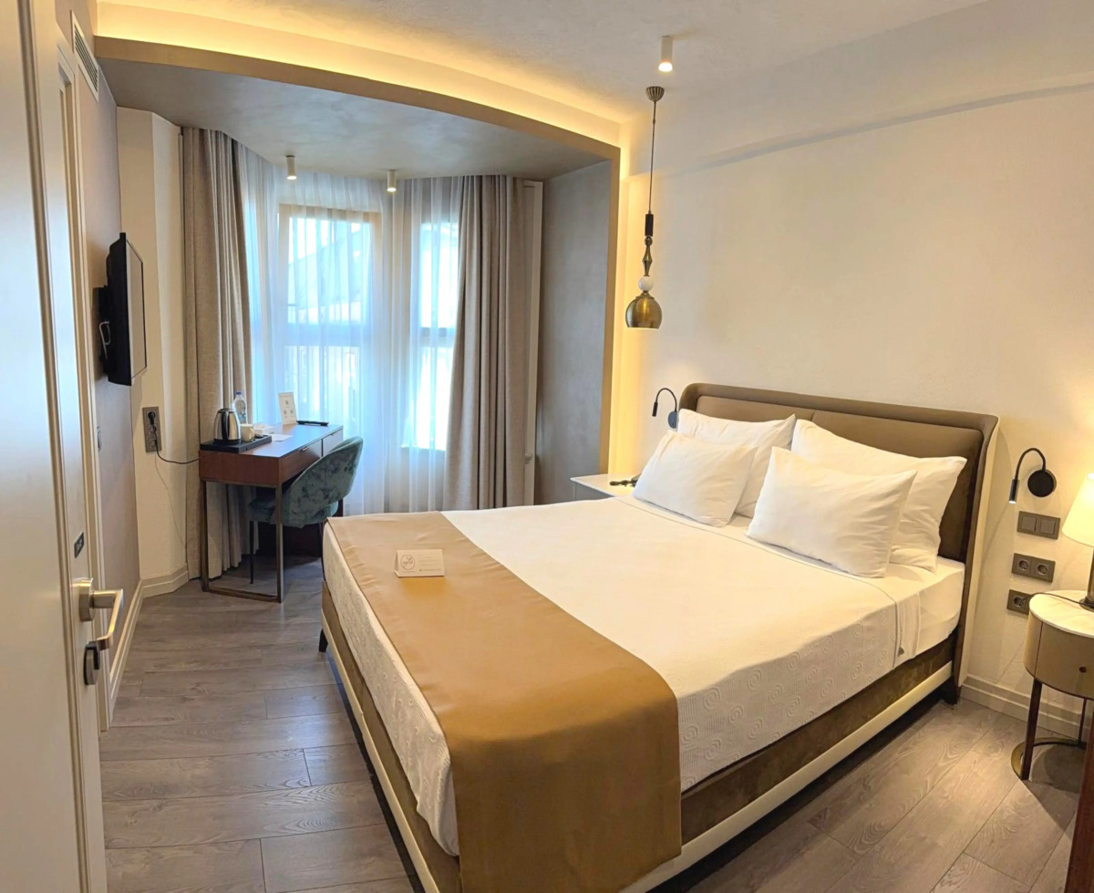 Smart and Simple Hotel Karakoy