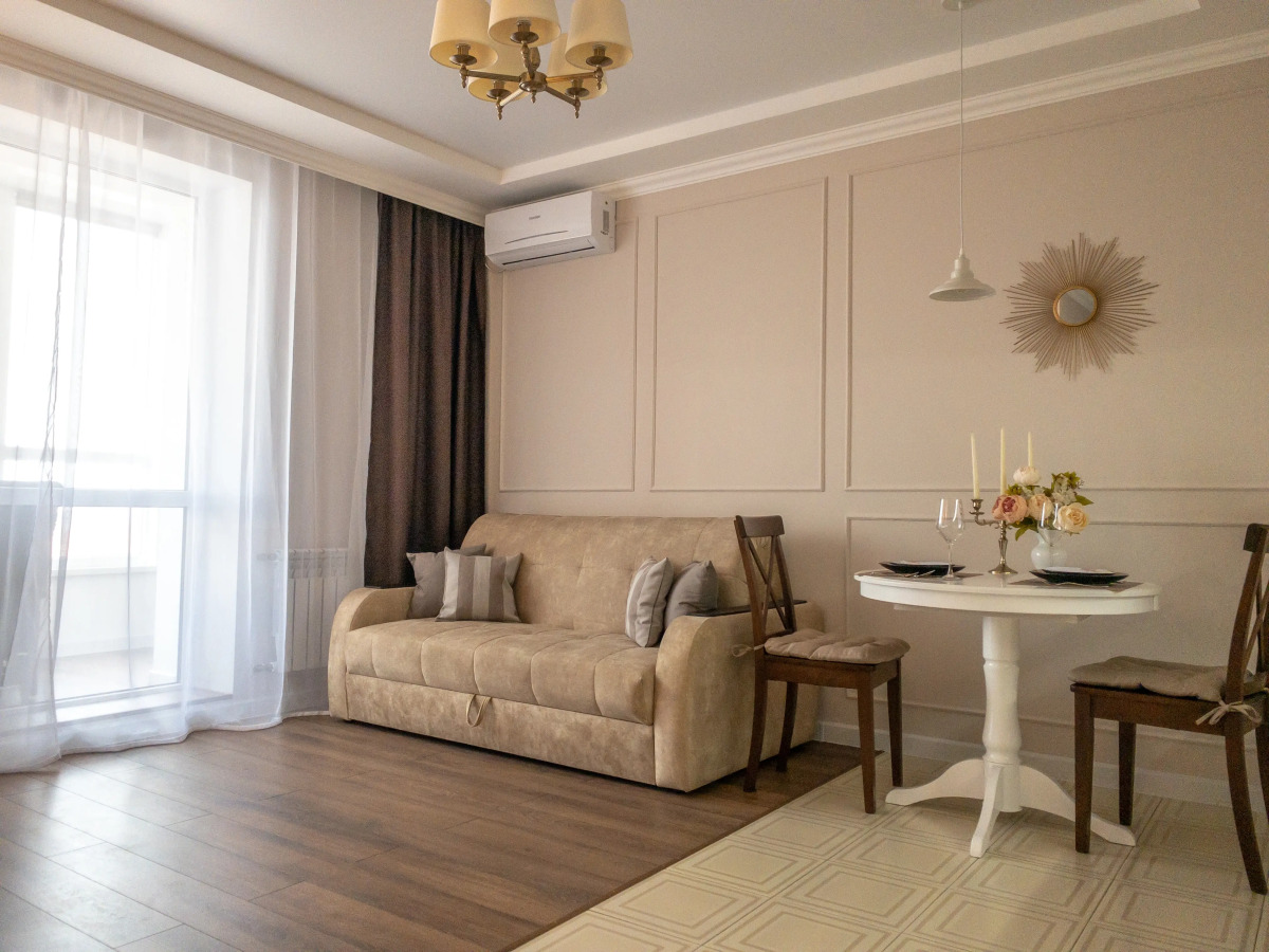 Апартаменты ЖК Романов с балконом и красивым видом