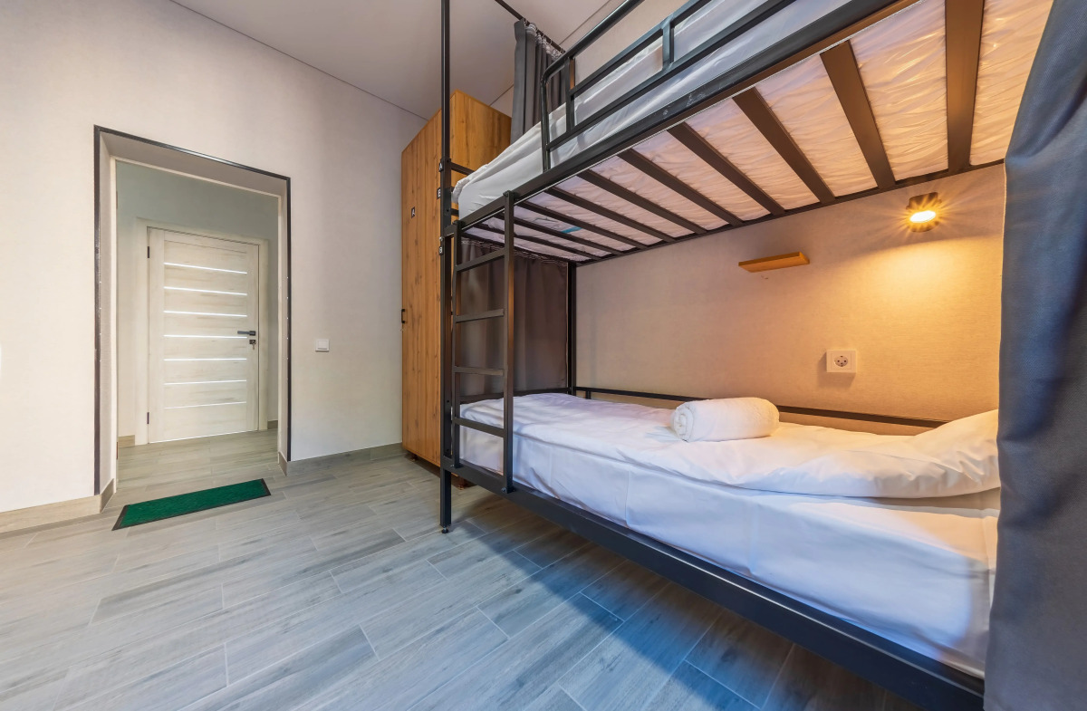 Хостел Все Свои