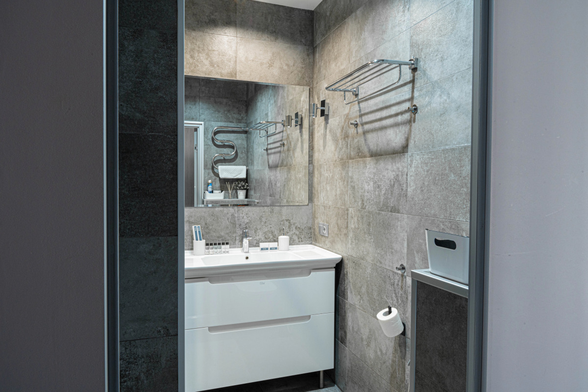 Апартаменты Lalapart Wooden Loft с дизайнерским ремонтом в ЖК Лайнер