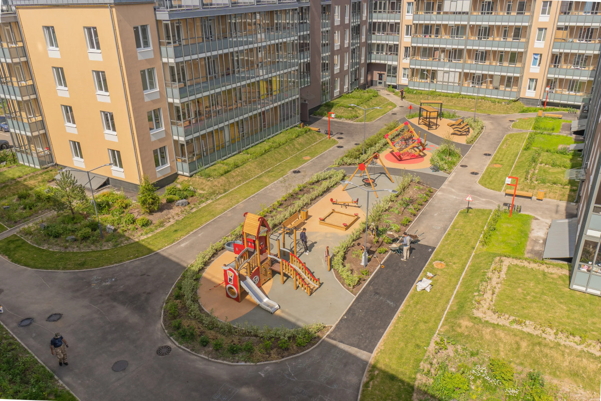 Апартаменты Двухкомнатная Квартира на Мансардном Этаже