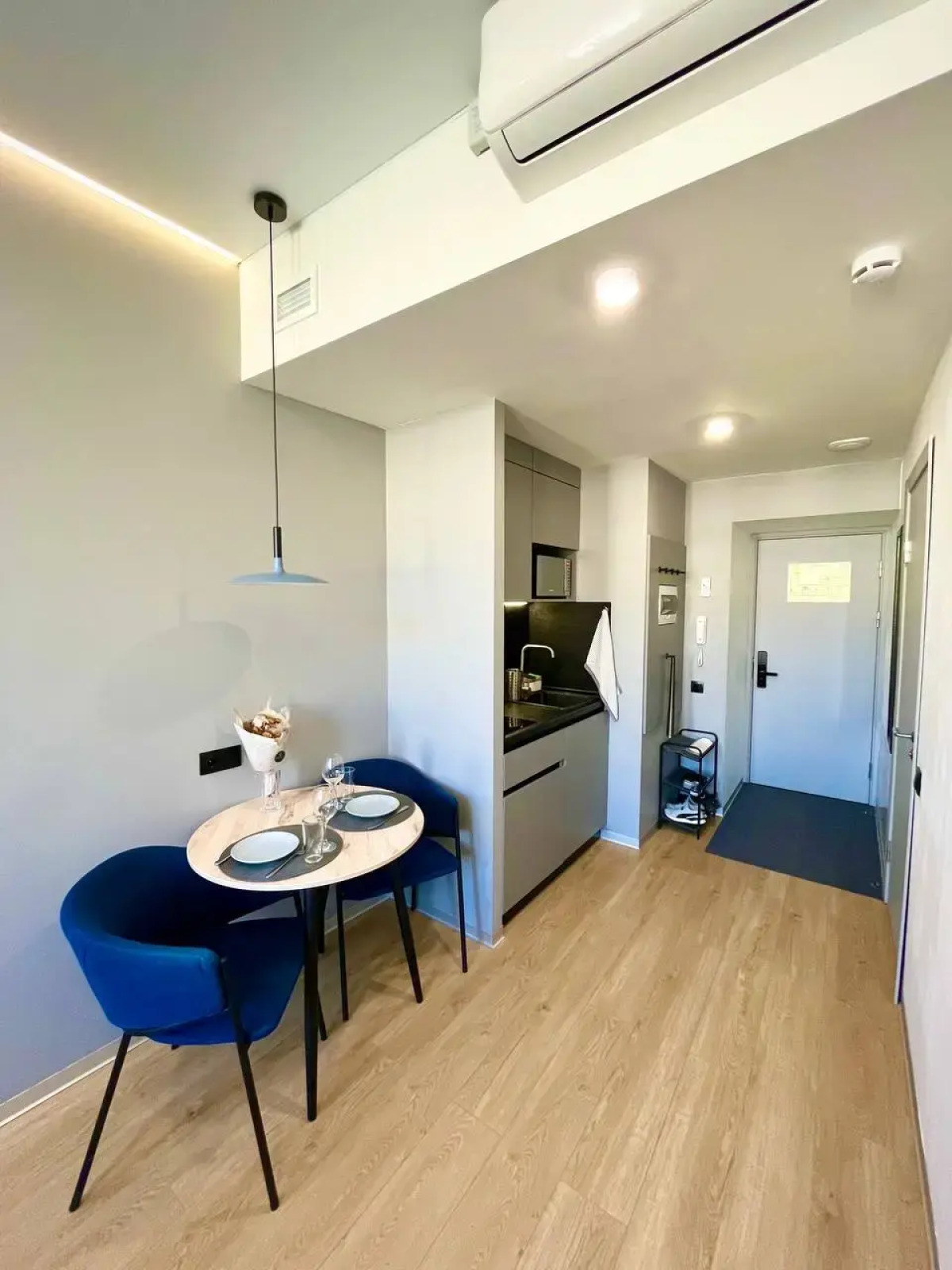 Апартаменты Студия окна на Лиговский