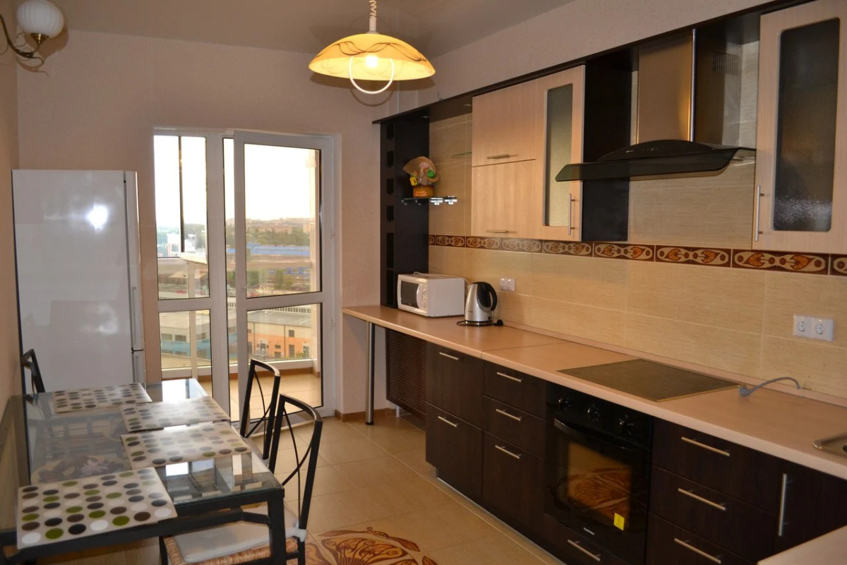 Апартаменты от Людмилы (Кольцовская 9)