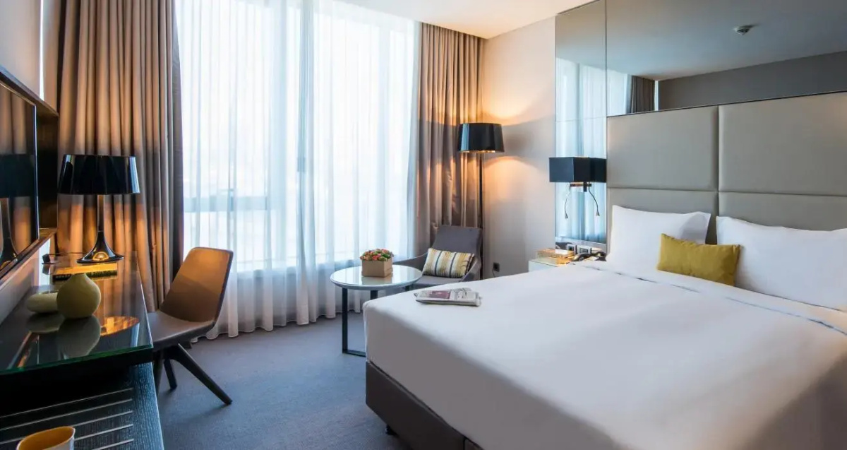 Отель Centro Westside by Rotana