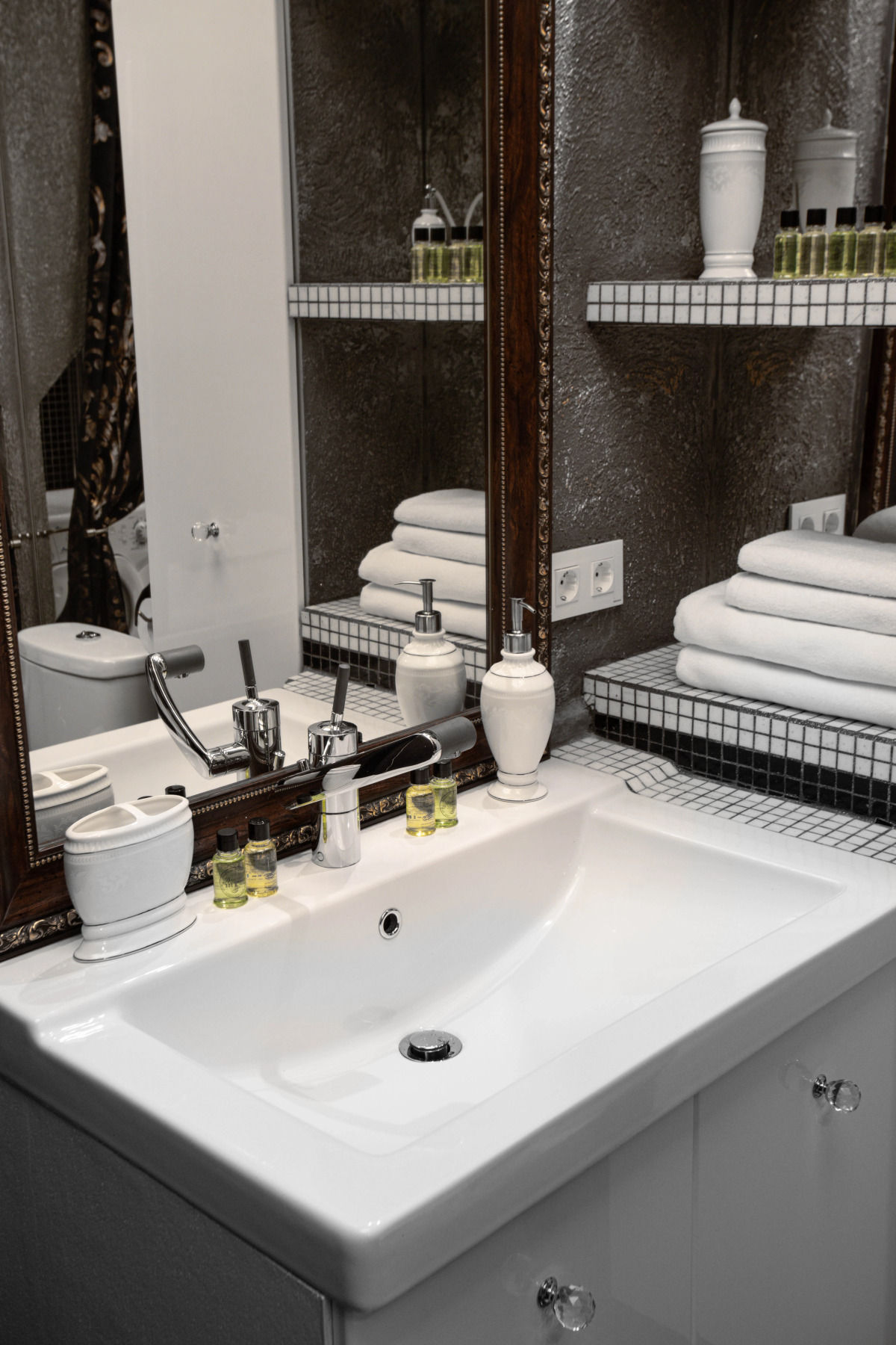 Апартаменты с Видом на Дом Книги и Казанский собор