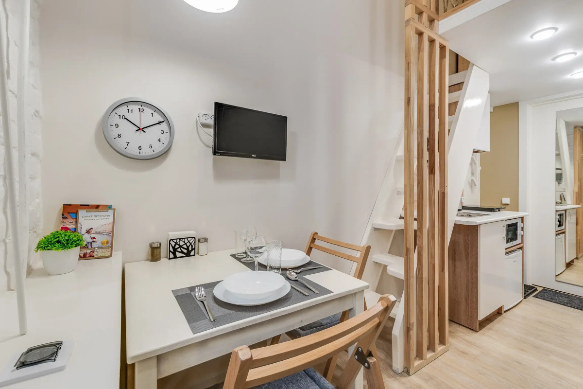 Апартаменты Лебедев Лофт на Невском 158 (3)