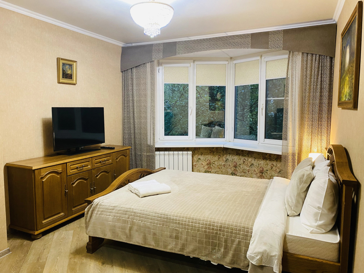 Квартира Уютная в пешей доступности от метро