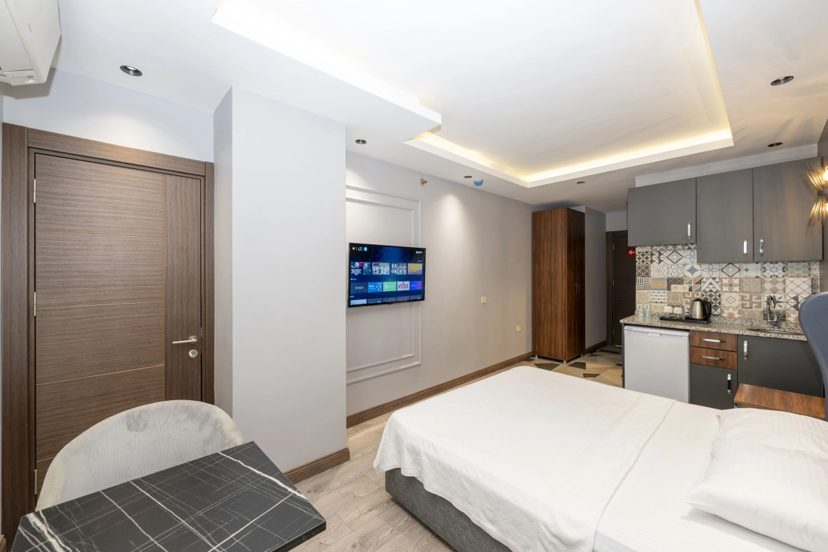 Отель Comfort Suites
