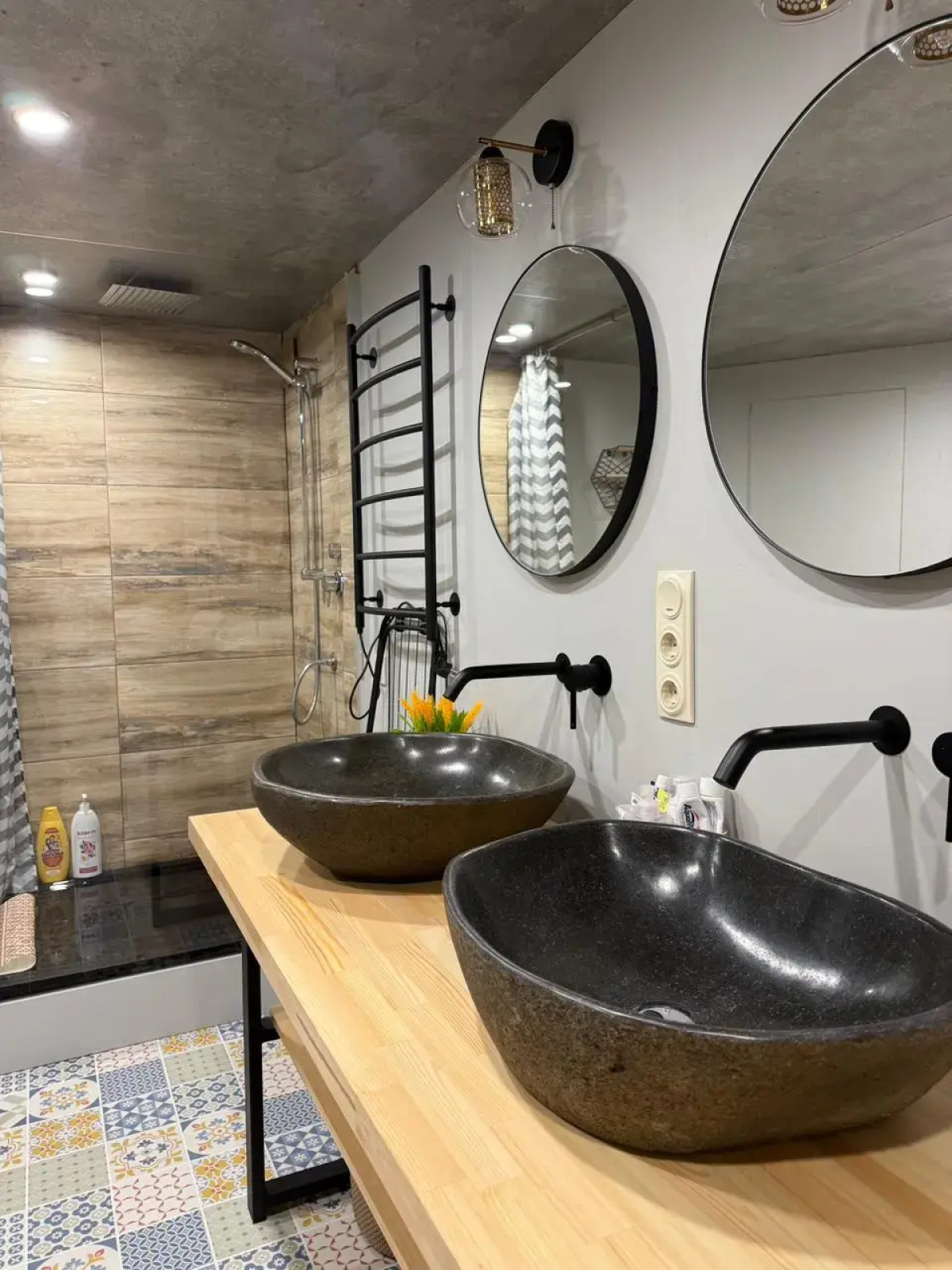 Частный дом Юрта среди сосен