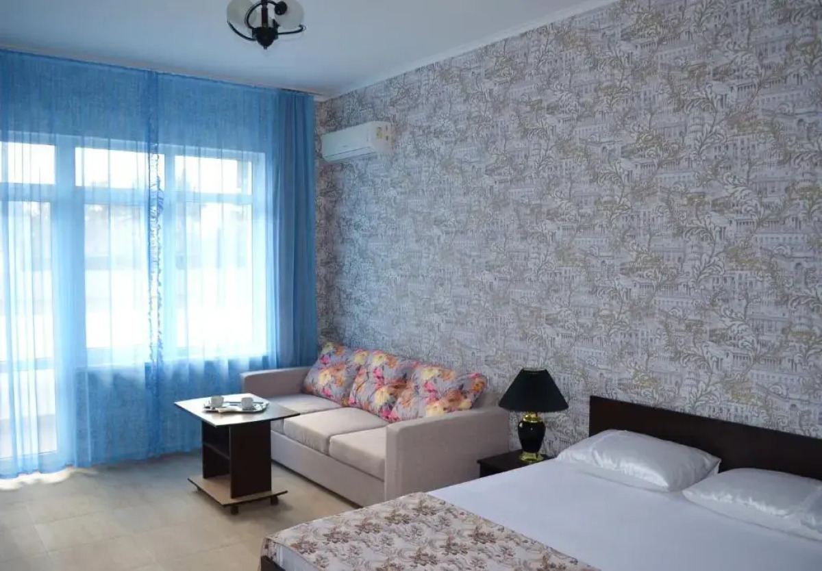 Отель Золотой берег Анапа