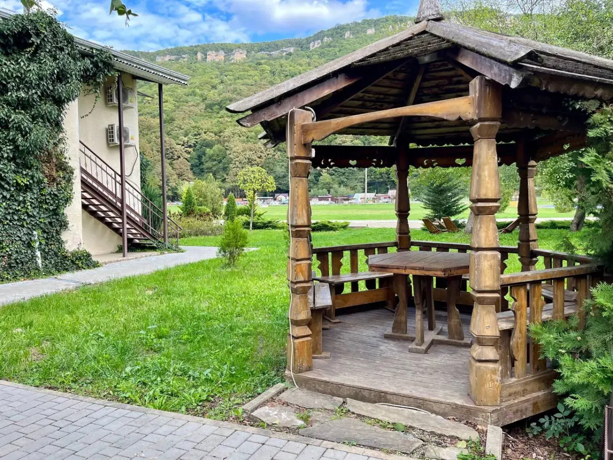 Отель Графская Поляна