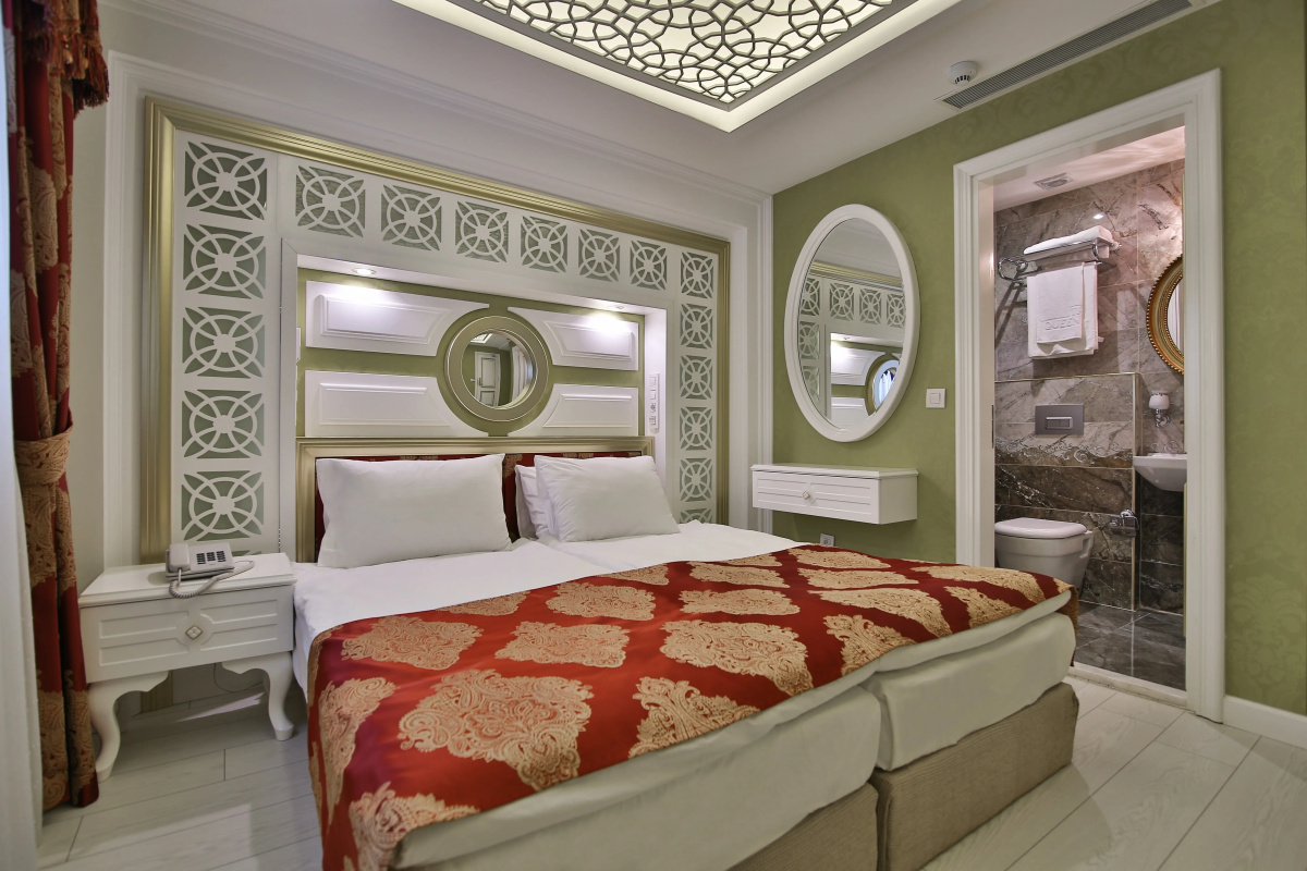 Отель Queens Land Istanbul