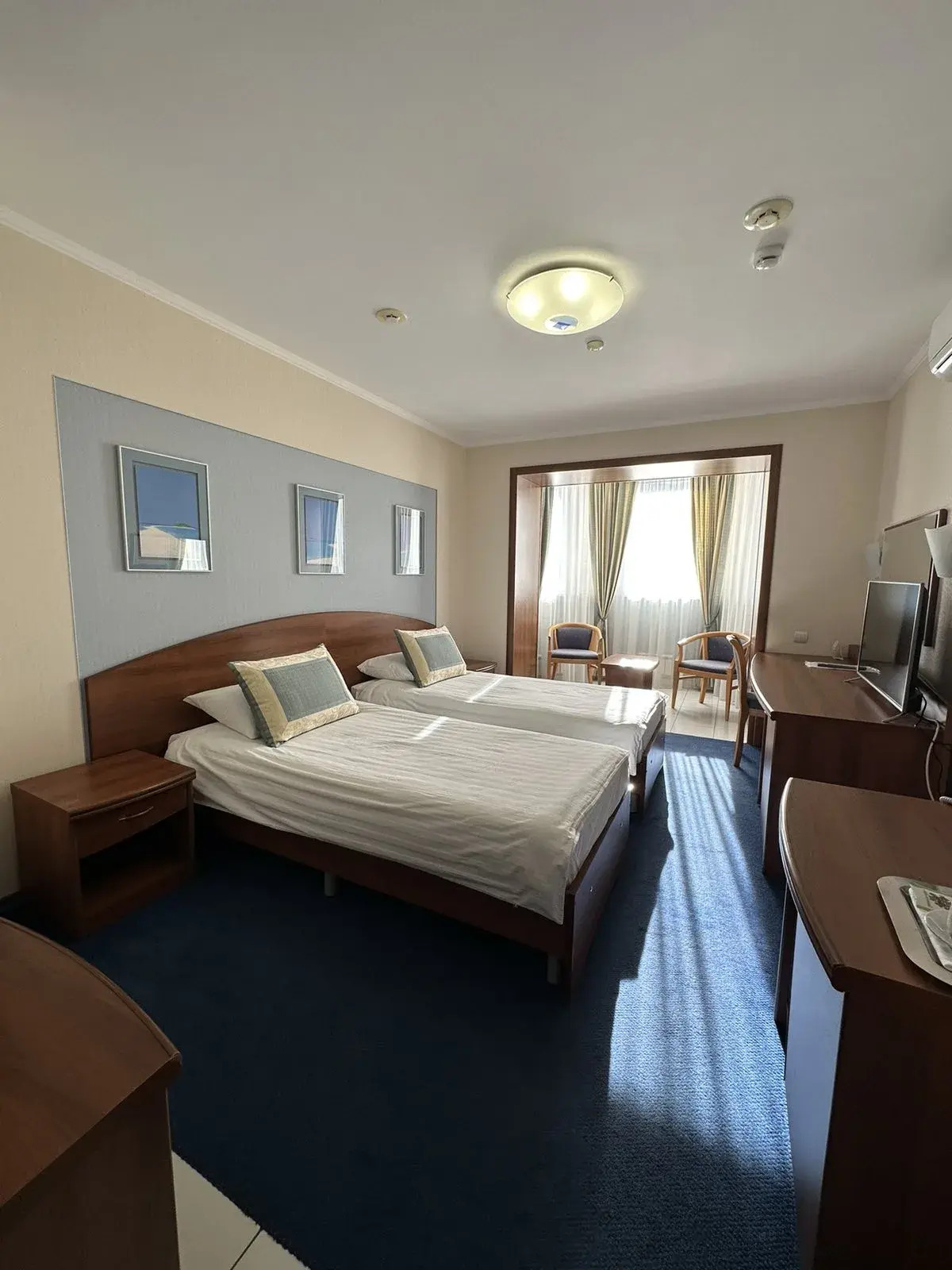 Отель Ля Ви де Шато