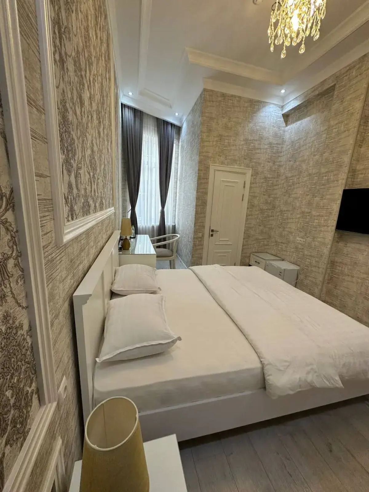 Отель Izumrud Palace