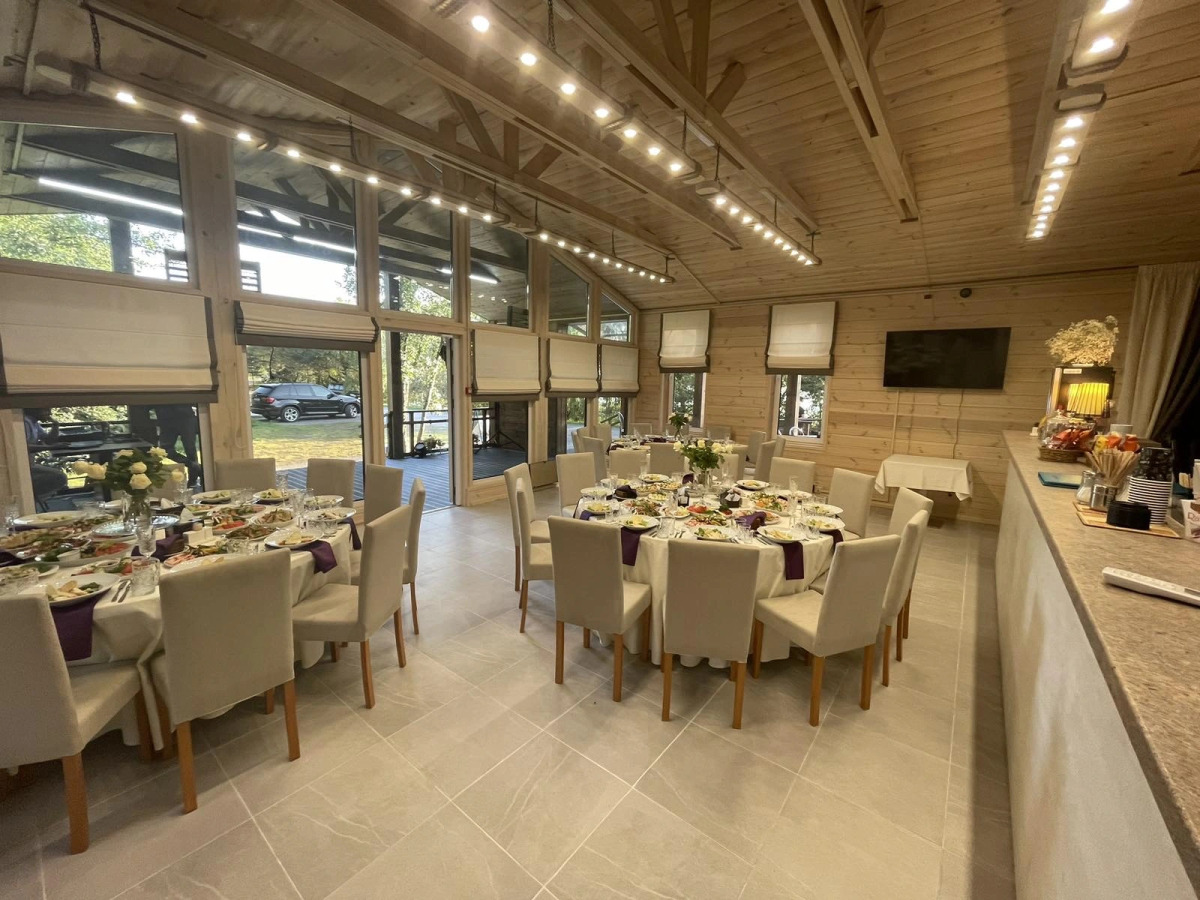 Парк-отель На том берегу