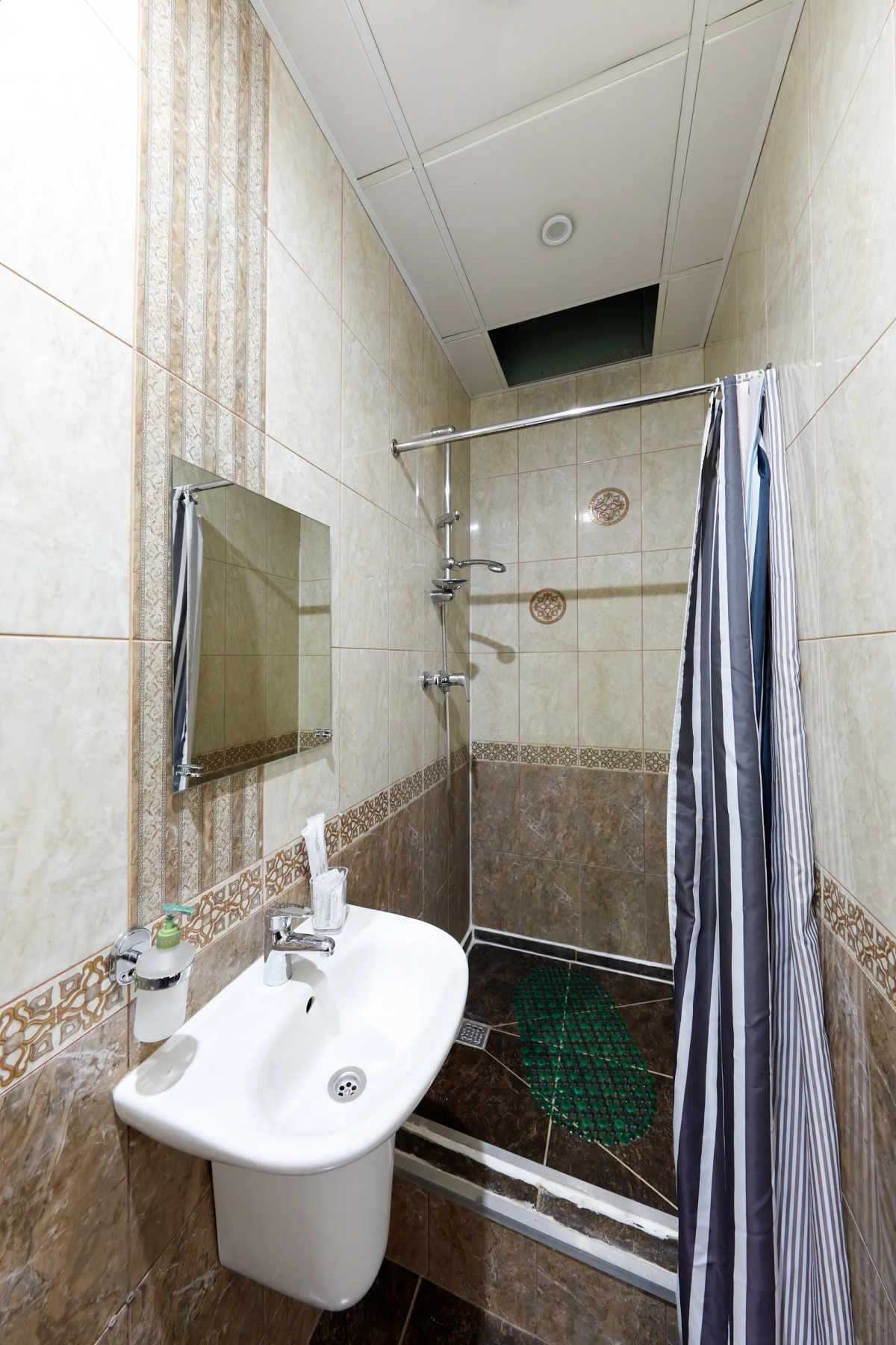 Автор Братиславская