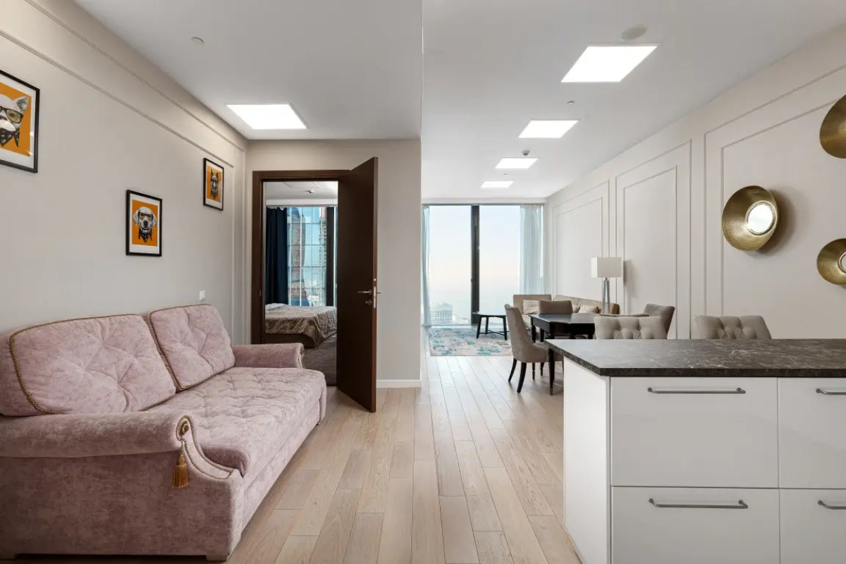 38 этаж, стильные апартаменты с приватным парком